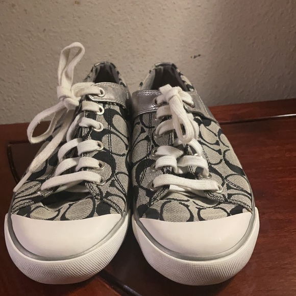Coach signature canvas and leather tennis shoe size 8 B - Picture 5 of 9